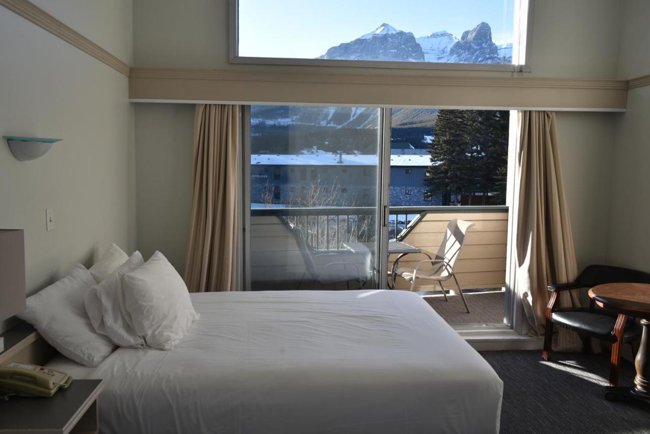 The Drake Inn Canmore Exterior foto