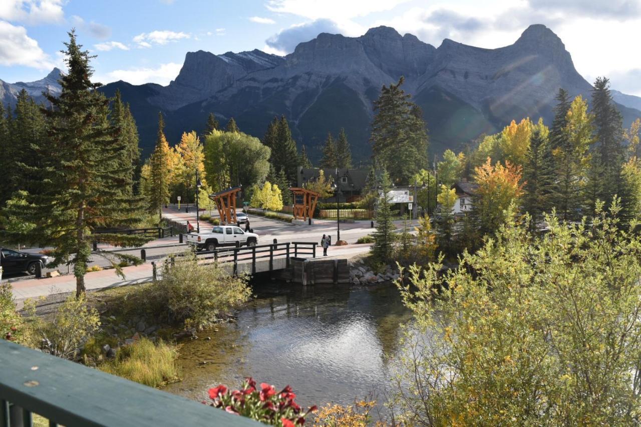 The Drake Inn Canmore Exterior foto